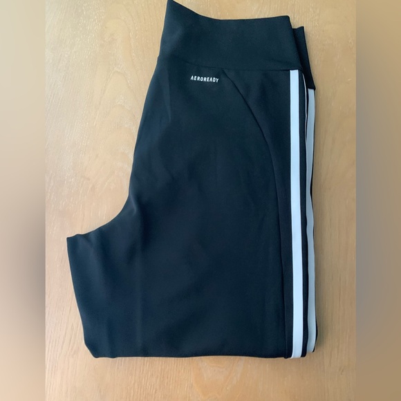 Designed to Move High Rise 3 Stripes Leggings - Picture 2 of 7